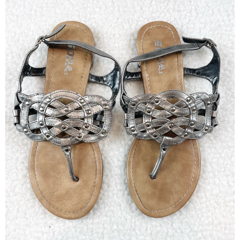 SODA • Silver/Tan Studded Thong Sandals, 7 - Picture 16 of 16